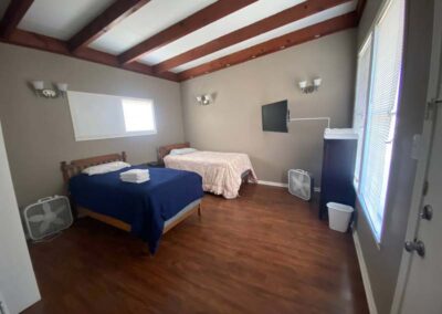 shady-lane-bedroom